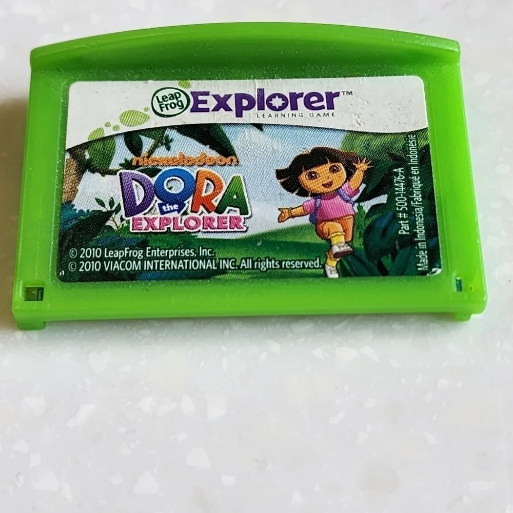 Leap Frog Explorer Dora the Explorer game cartridge